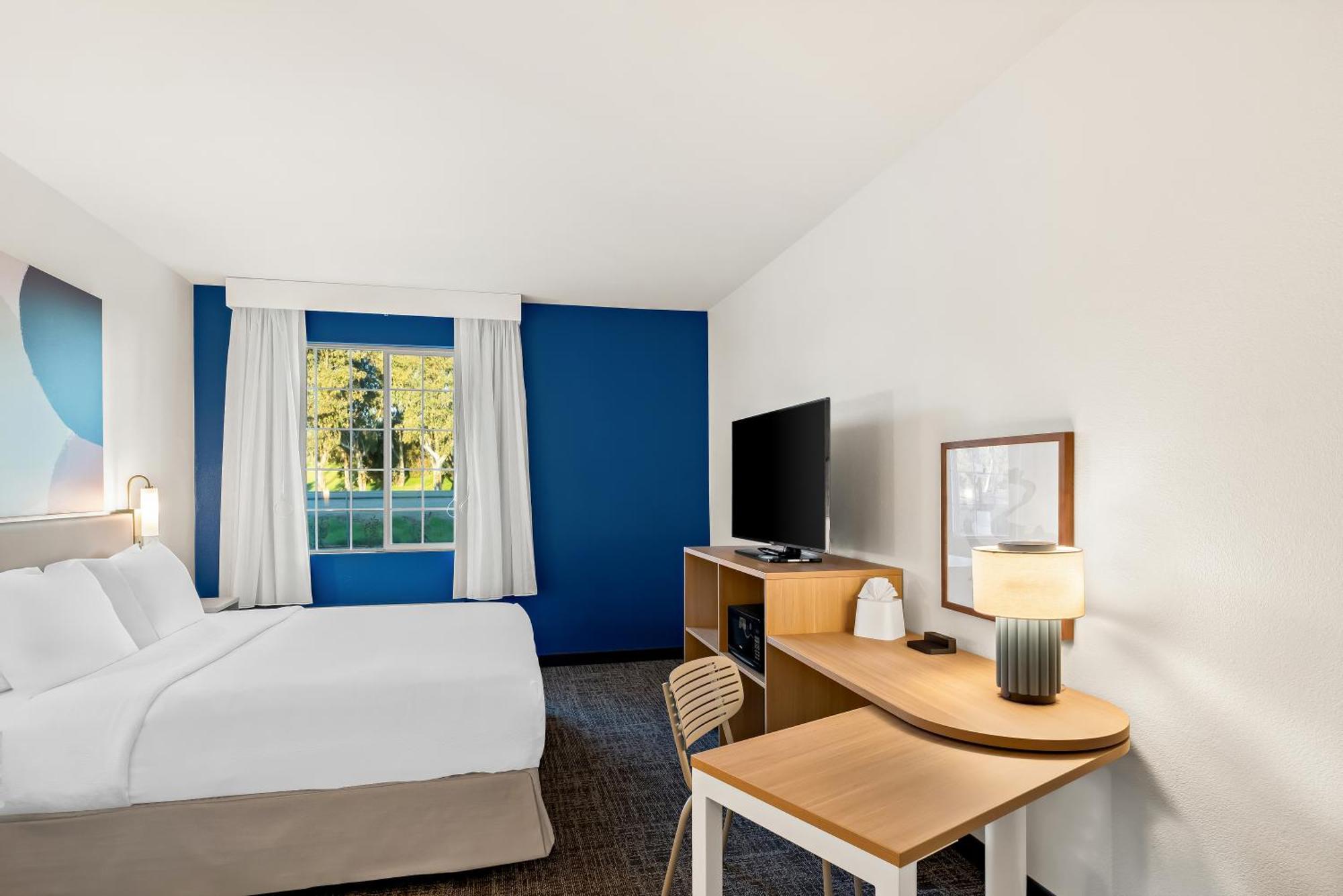 Spark By Hilton Williams Newly Opened 2025 Экстерьер фото