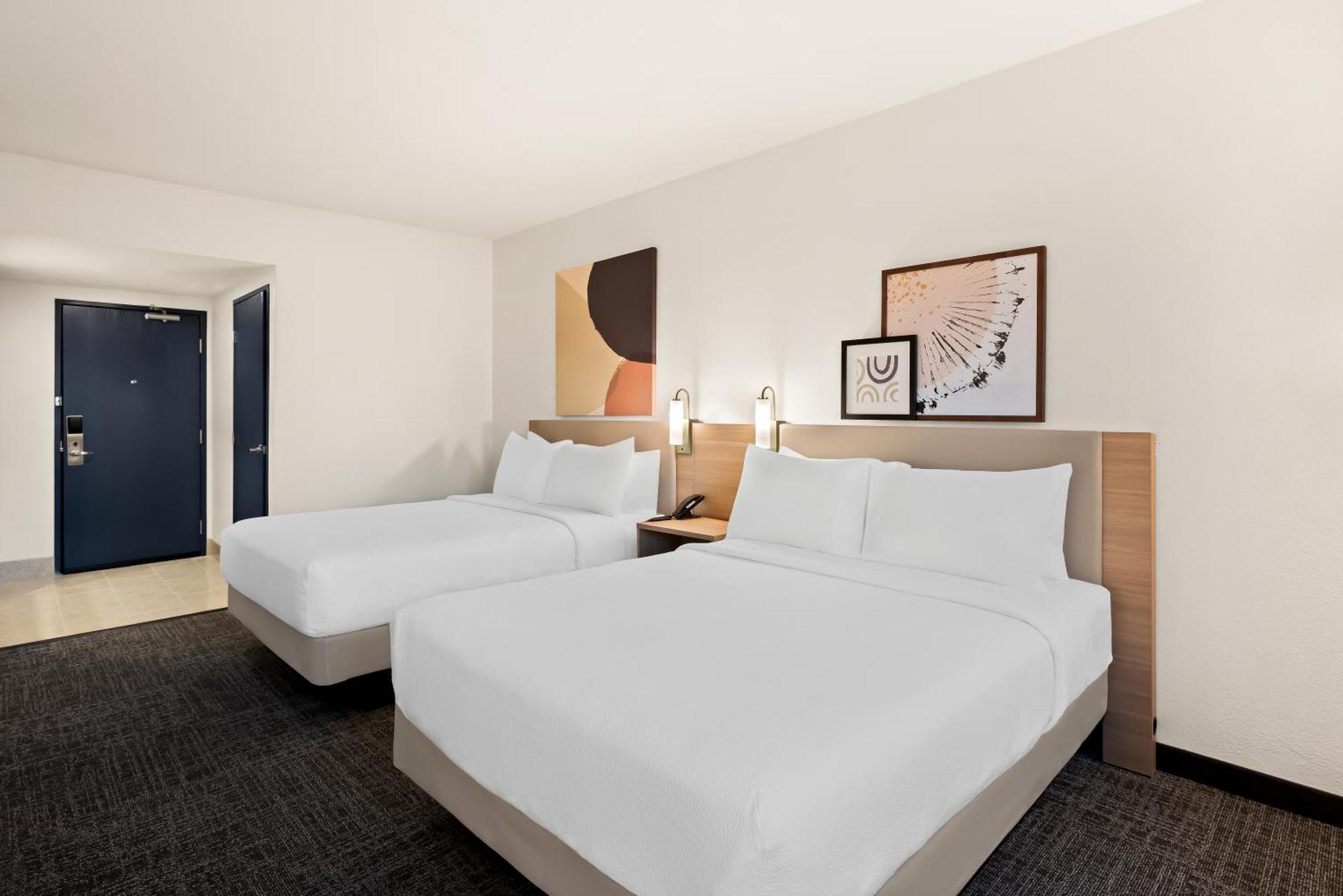 Spark By Hilton Williams Newly Opened 2025 Экстерьер фото